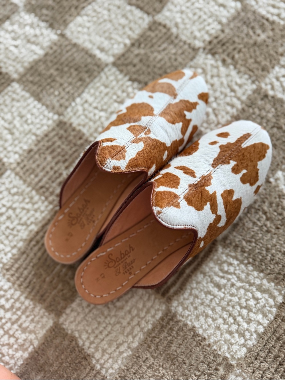 Sabah Cowhide Slip-On Mules in White & Brown